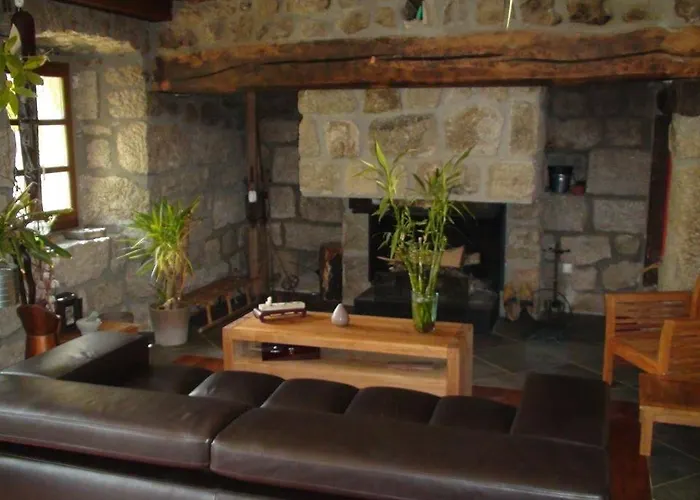 Demeure De 1850 Avec Piscine Chauffee Вилла *